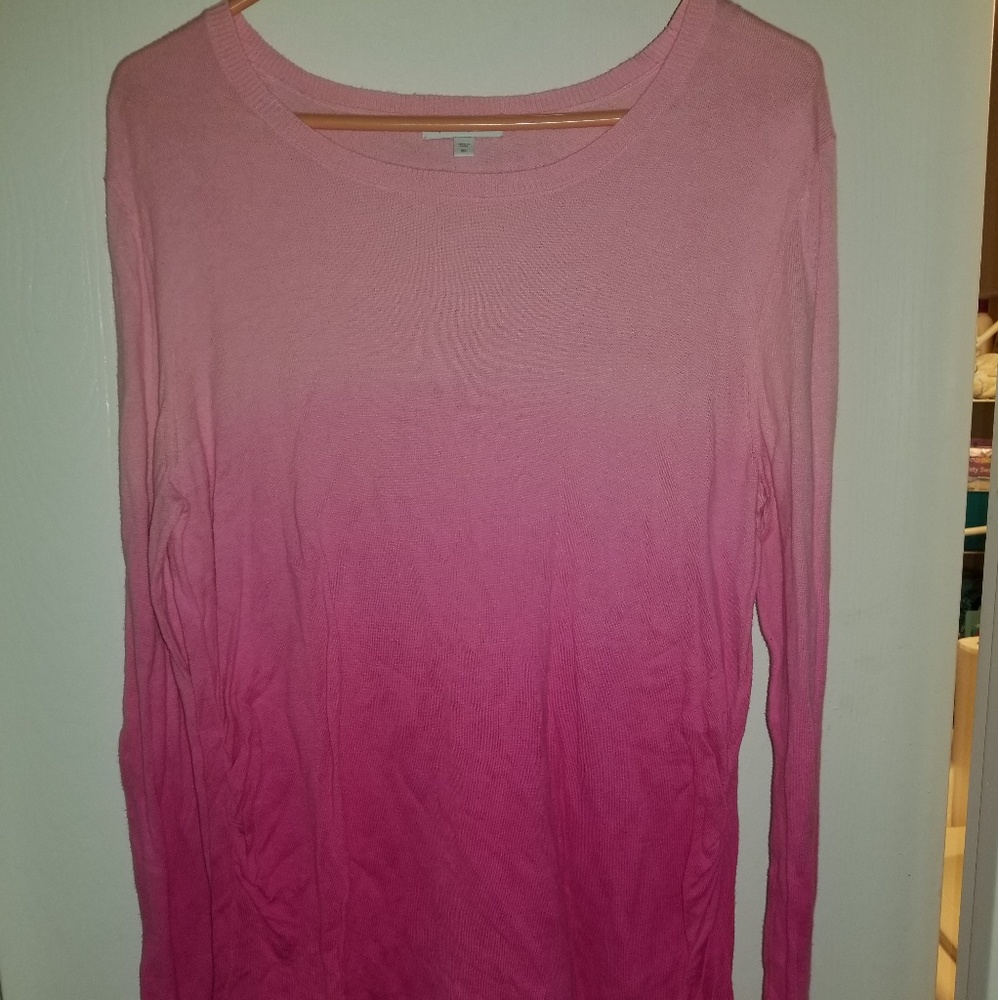Gap maternity shirt